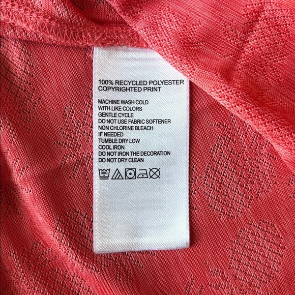 Tommy Bahama Coast Pineapple V-Neck T-Shirt in Bright Coral Size Small NWT - Picture 8 of 8